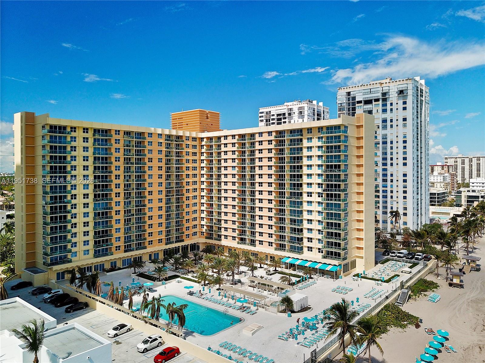 The Wave Hollywood Beach Condo